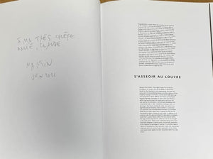 SZEKELY (Martin). | Martin Szekely, VI : S'asseoir au Louvre.