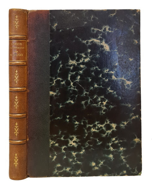 HUGO BEUVE (Paul) et DARAGON (Henri). | Victor Hugo par le bibelot, le populaire, l'annonce, la chanson. Préface par Adolphe Brisson.