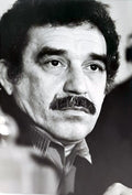 GARCIA MARQUEZ (Gabriel). | Portrait photographique dédicacé.